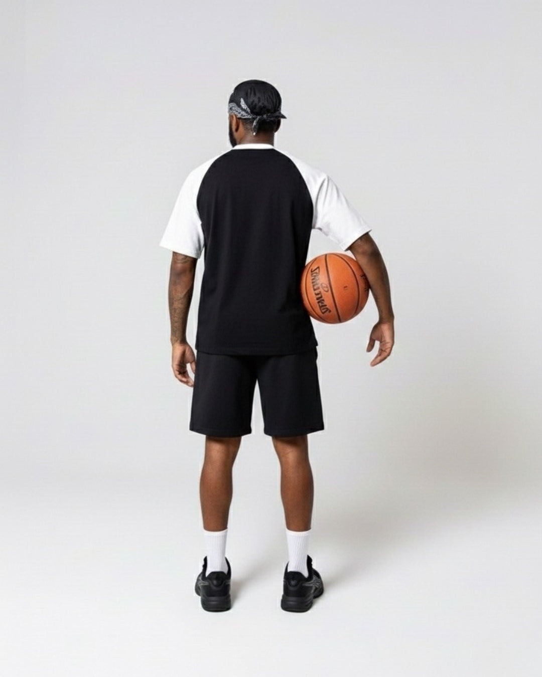 BLACK-AND-WHITE RAGLAN T-SHIRT